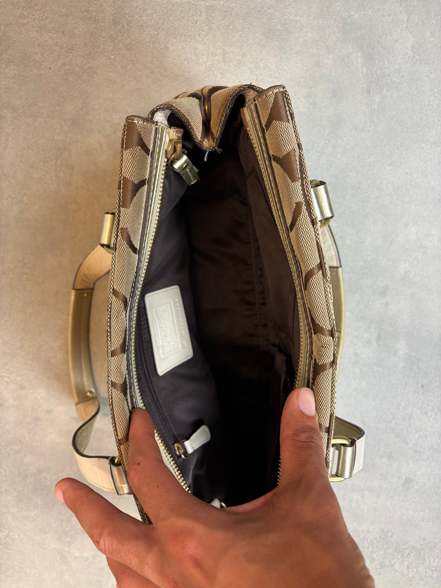 Coach Signature Shoulder Bag