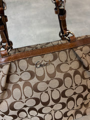 Coach Signature Shuolder Bag