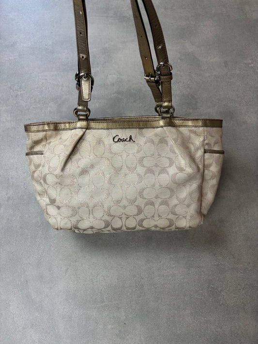 Coach Signature Shoulder Bag