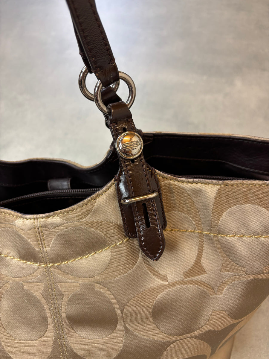 Coach Signature Shoulder Bag