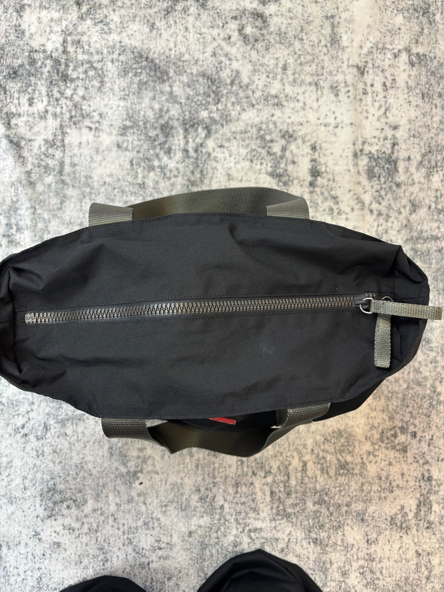 Prada Tragetasche