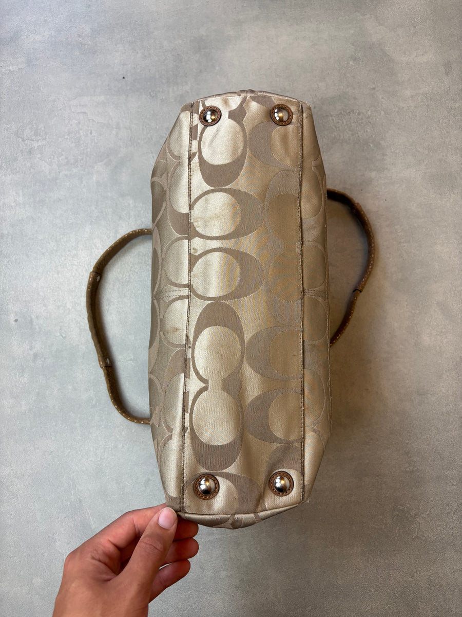 Coach Signature Shoulder Bag