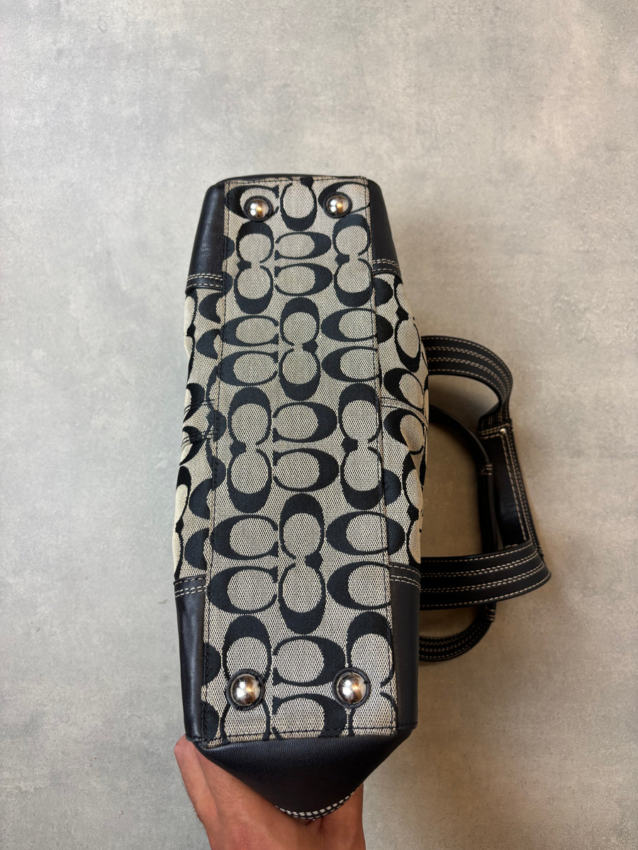 Coach Signature Shoulder Bag