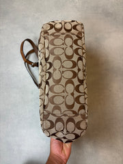 Coach Signature Shuolder Bag