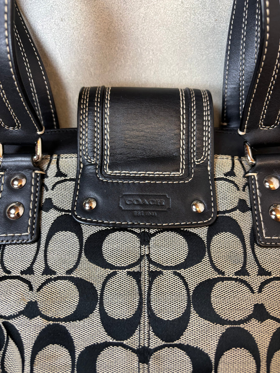 Coach Signature Shoulder Bag